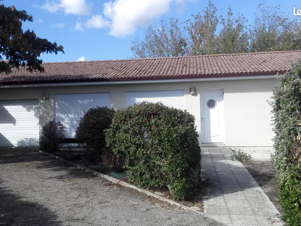 Location maison Lanton 1250 euros
