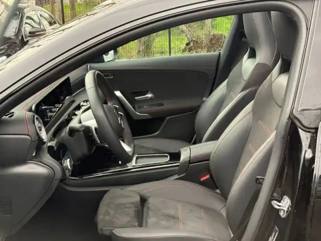 Mercedes Cla 250 e hybrid eq coupé amg — photo 13