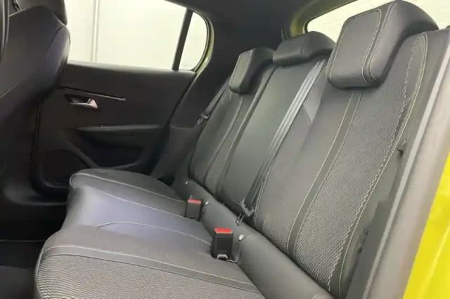 Peugeot 208 puretech 100 s&amp;s bvm6 — photo 163