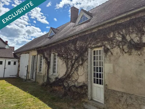 Maison authentique avec garage et dépendances