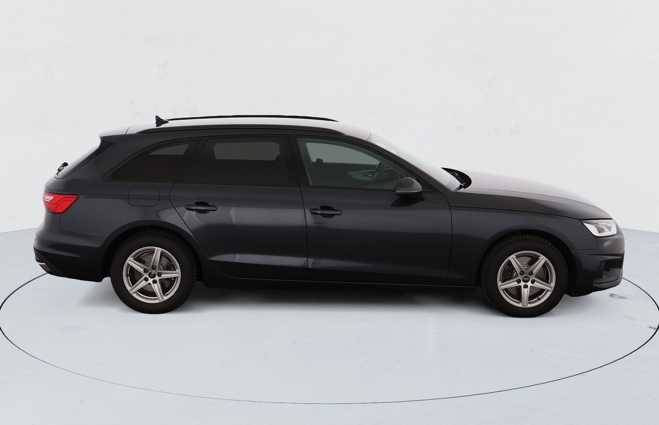Audi A4 Avant — photo 6
