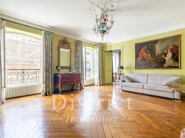Bel appartement familial de 144 m², lumineux et en étage élevé