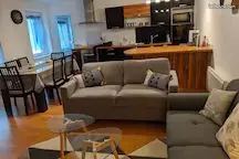 Appartement en duplex 5 pièces meublé quartier Halles