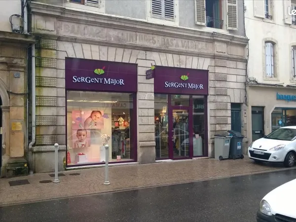 Local commercial 72 m²