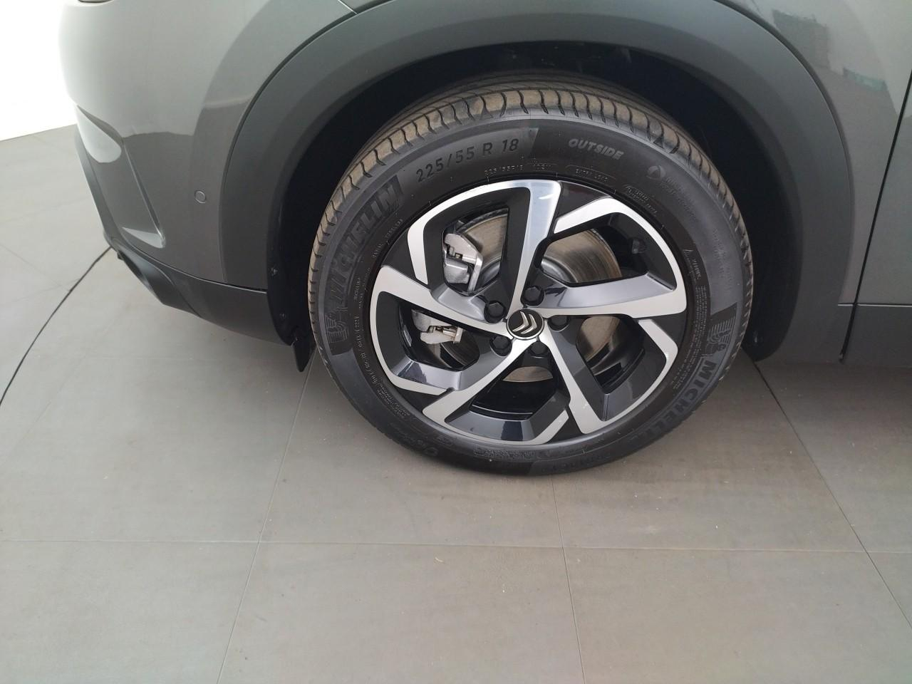Citroën C5 Aircross hybride rechargeable 225 s&s e-eat8 shine — photo 29