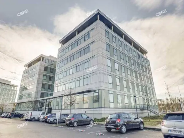 Bureau 4709 m²