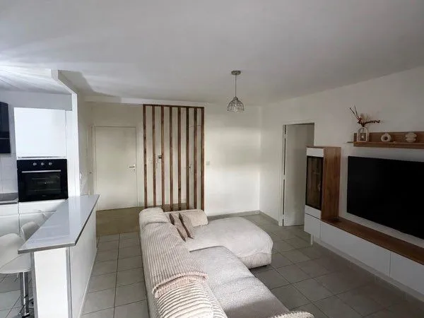 Appartement T3 63m2 + Grande Terrasse - Extra muros