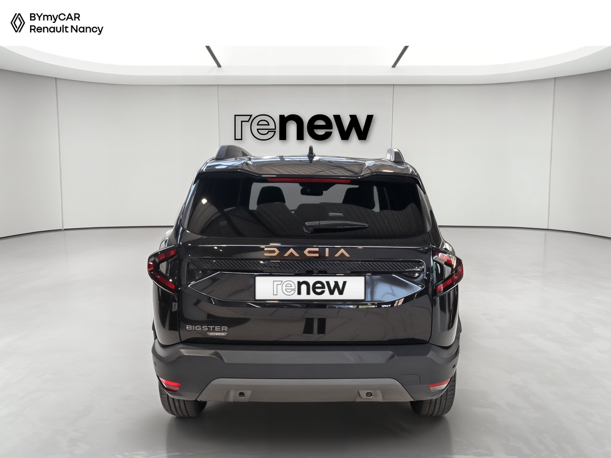 Dacia Bigster Hybrid 155 — photo 4