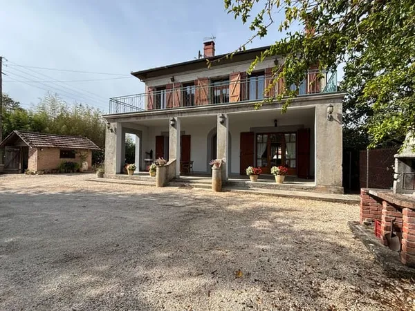 Maison 5 pièces 182 m²