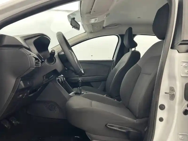 Dacia Sandero eco-g 100 — photo 37