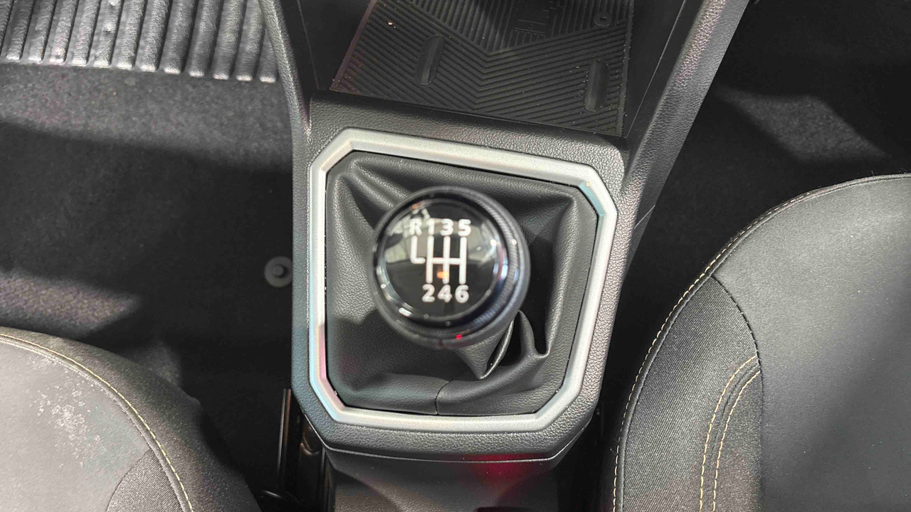 Dacia Sandero TCe 110 — photo 17