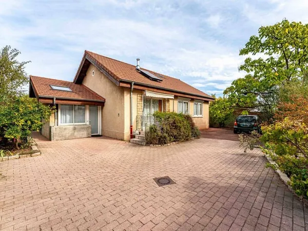 Maison 6 pièces 109 m²