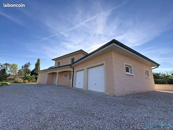 Villa 5 pièces 140 m²
