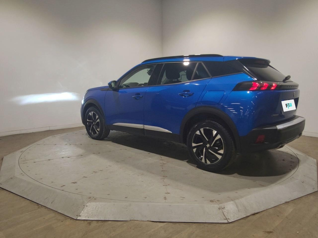 Peugeot 2008 puretech 130 s&s eat8 allure — photo 3