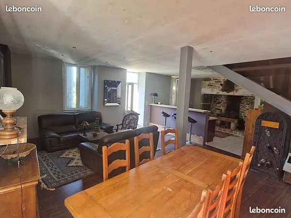 Maison 102,53 m² + Grange + terrains 1993 m2 - Lafage-sur-Sombre
