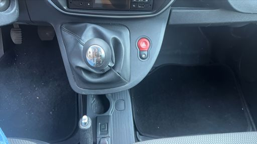 Renault Kangoo Express Blue dCi1.5 DCI 95 - Grand Confort Grand Volume – 2021 – 124069 km – Diesel – Boîte Manuelle — photo 10