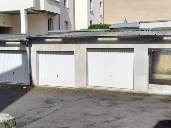 Parking/box 13 m² Vichy