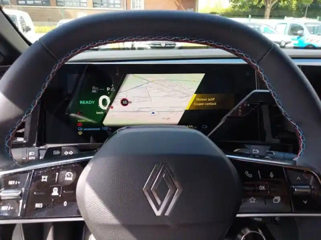 Renault Megane e-tech 220 ch autonomie confort — photo 6