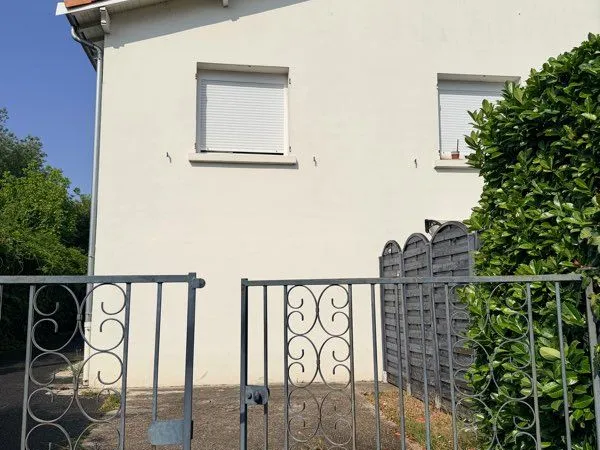 Grand T1 petite copro Talence