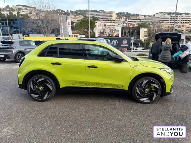 Abarth 600 e — photo 31