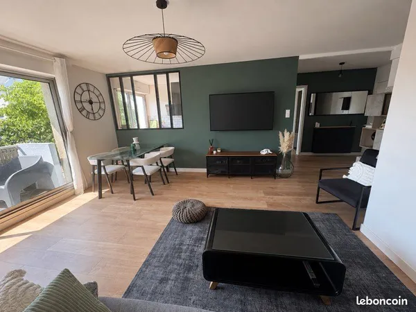T2 de 51 m² avec 2 balcons, cave et parking - Quimper