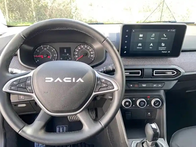 Dacia Sandero tce 90 auto — photo 20