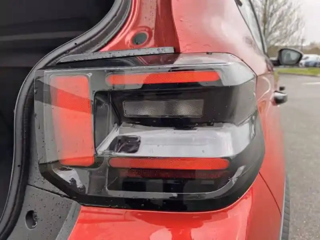Citroën C3 hybride 110 ch e-dcs6 — photo 9