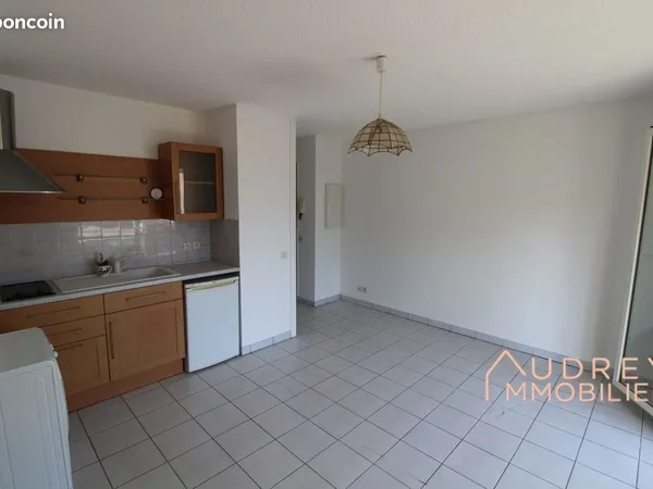 Studio 1 pièce 21 m²