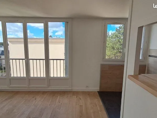 Appartement Studi 30 m2 le Plessis-Trévise proche toute commodités - Orly Parc