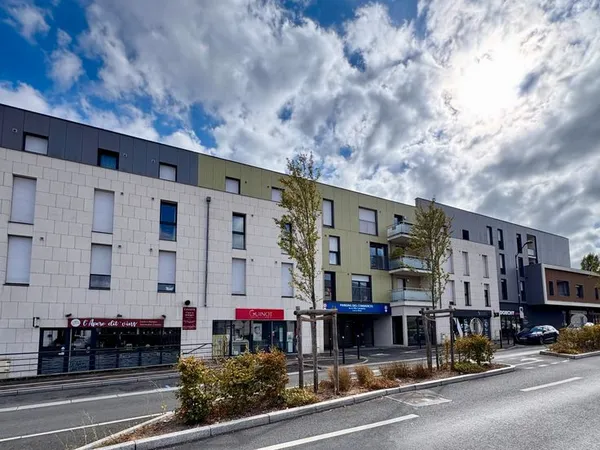 Rare à la Vente _ Appartement - 4 pièces - 81,62m2 _ 2eme Etage