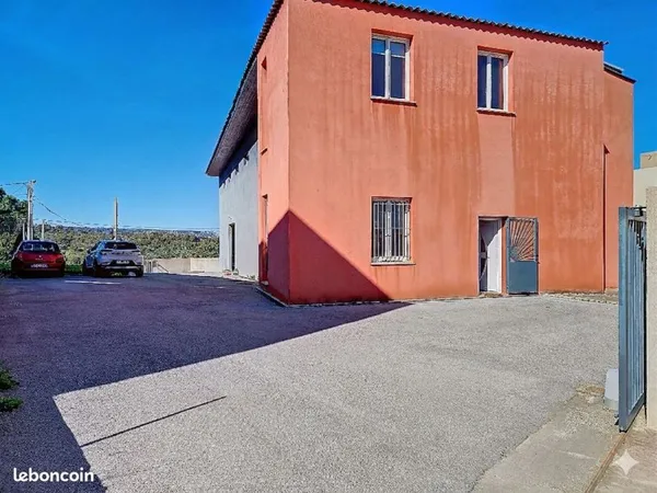 Bureaux 520 m² LE ROVE
