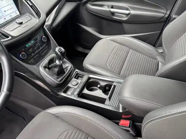 Ford Kuga 1.5 tdci 120ch stop&amp;start titanium 4x2 — photo 19
