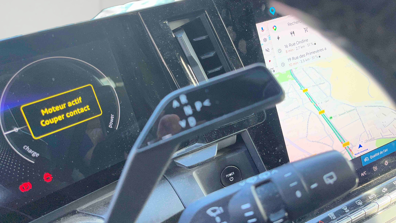 Renault Megane E-Tech EV60 220 ch super charge — photo 22