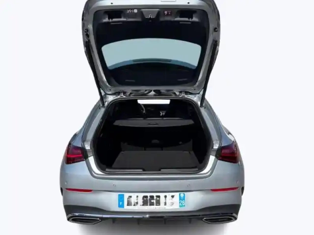 Mercedes Cla 200 d shooting brake amg l — photo 10