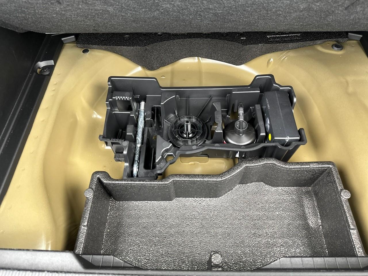 Peugeot 2008 100 s&s bvm6 style — photo 33