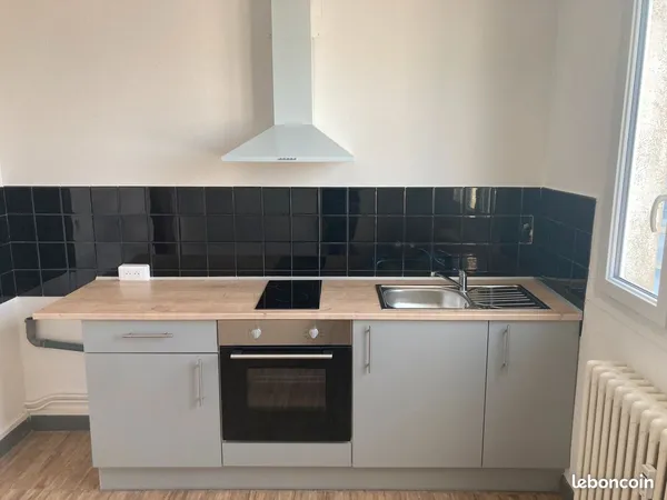 Loue T2 lumineux de 48 m²