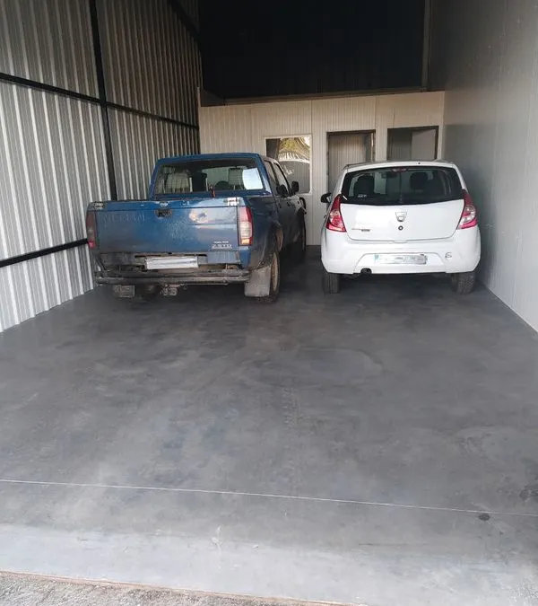 Photo 1