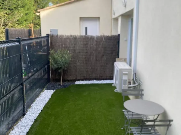 Studio 2 pièces 25 m²
