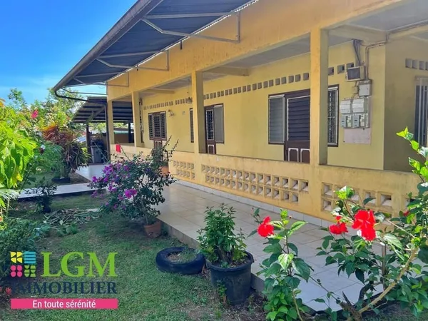 RÉMIRE-MONTJOLY - BOURG | ✨ 2 LOGEMENTS - PROPRIÉTÉ À FORT POTENTIEL ✨