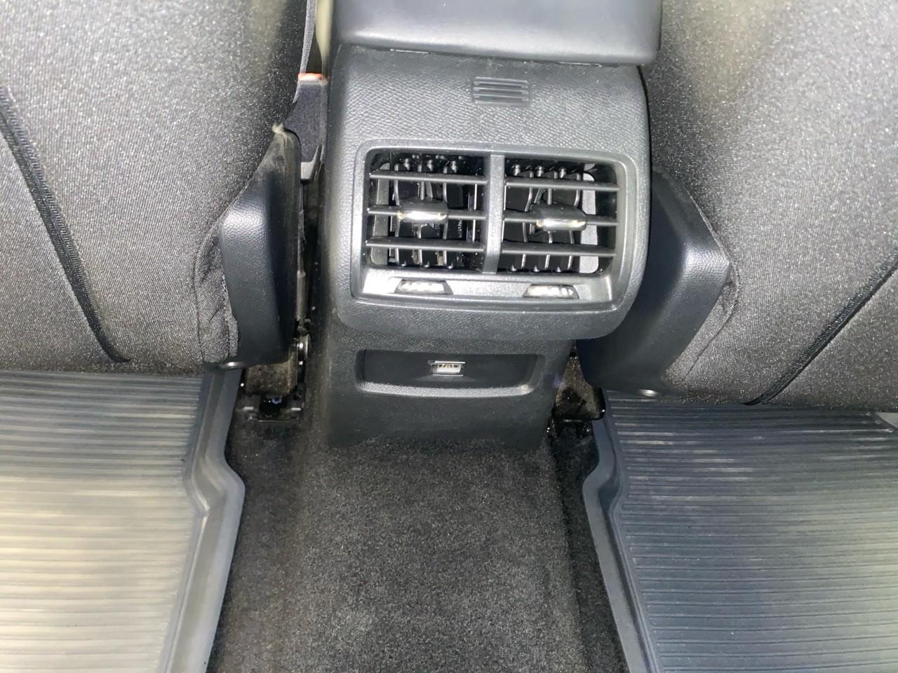 Citroën C4 puretech 130 s&s eat8 c-series — photo 24