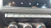 Renault Captur 1.5 Blue dCi 115ch Business EDC — photo 17