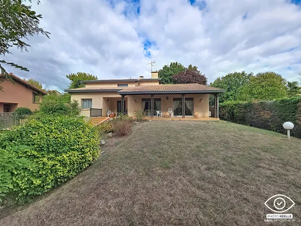 Auzeville-Tolosane - Maison de 183 m², 5 chambres et grand jardin piscinable