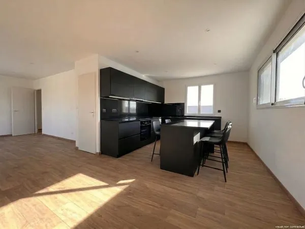 MAISON RECONSTRUITE APRES INCENDIE
