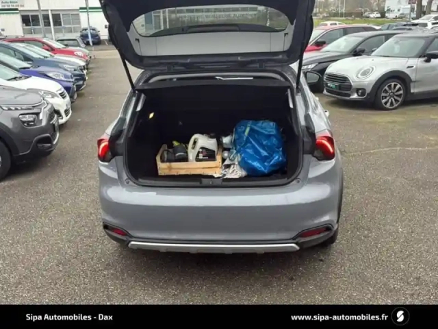 Fiat Tipo cross 1.0 firefly turbo 100 ch s&amp;s — photo 44
