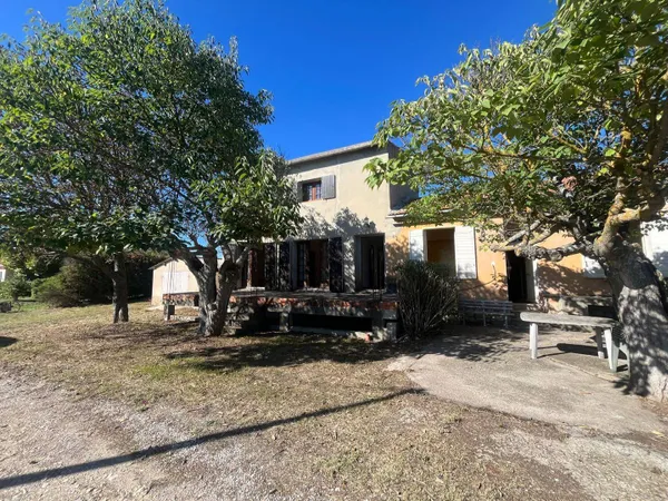 Villa 6 pièces 200 m²