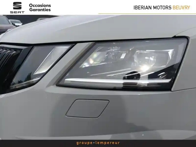 Skoda Octavia combi 2.0 tsi 245ch rs dsg7 euro6d-t evap — photo 4