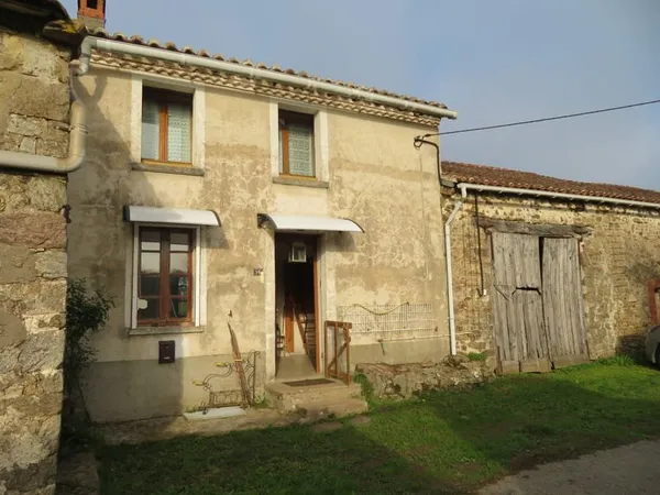 Maison de campagne avec 2 granges et jardin