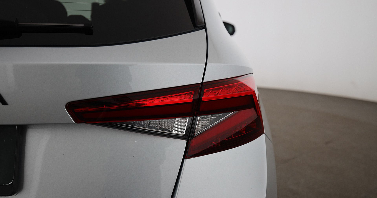 Skoda Fabia — photo 14