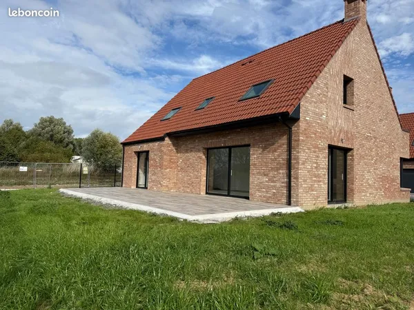 Maison contemporaine 143 m² - 4 chambres - garage - surface terrain 515 m² - terrasse - Frelinghien