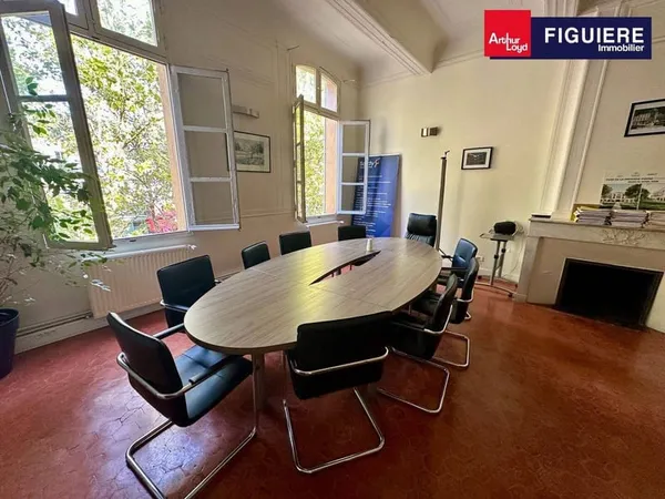 Bureaux 98 m²